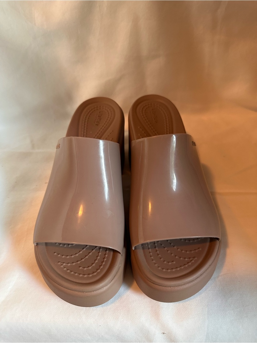 CROCS Women’s Platform Mule Slide - Taupe Brown - Picture 2 of 8